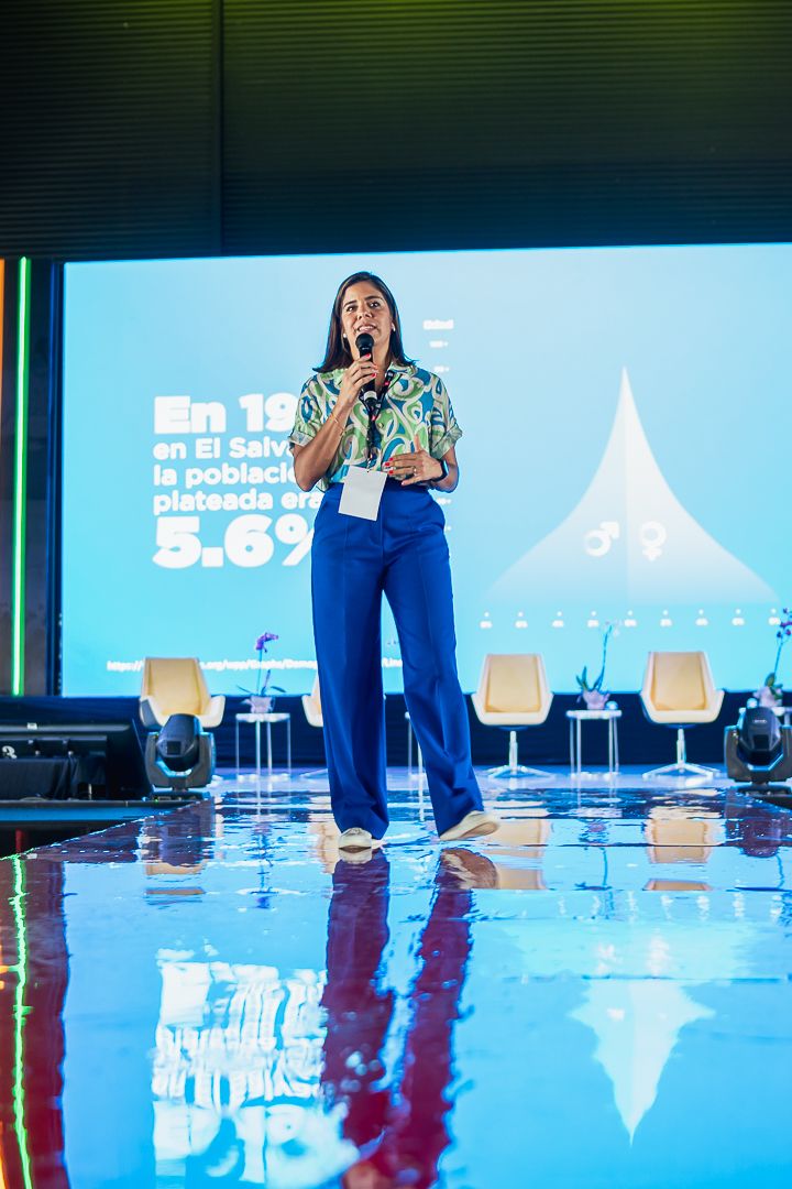 Ana Hernández CRECENTA