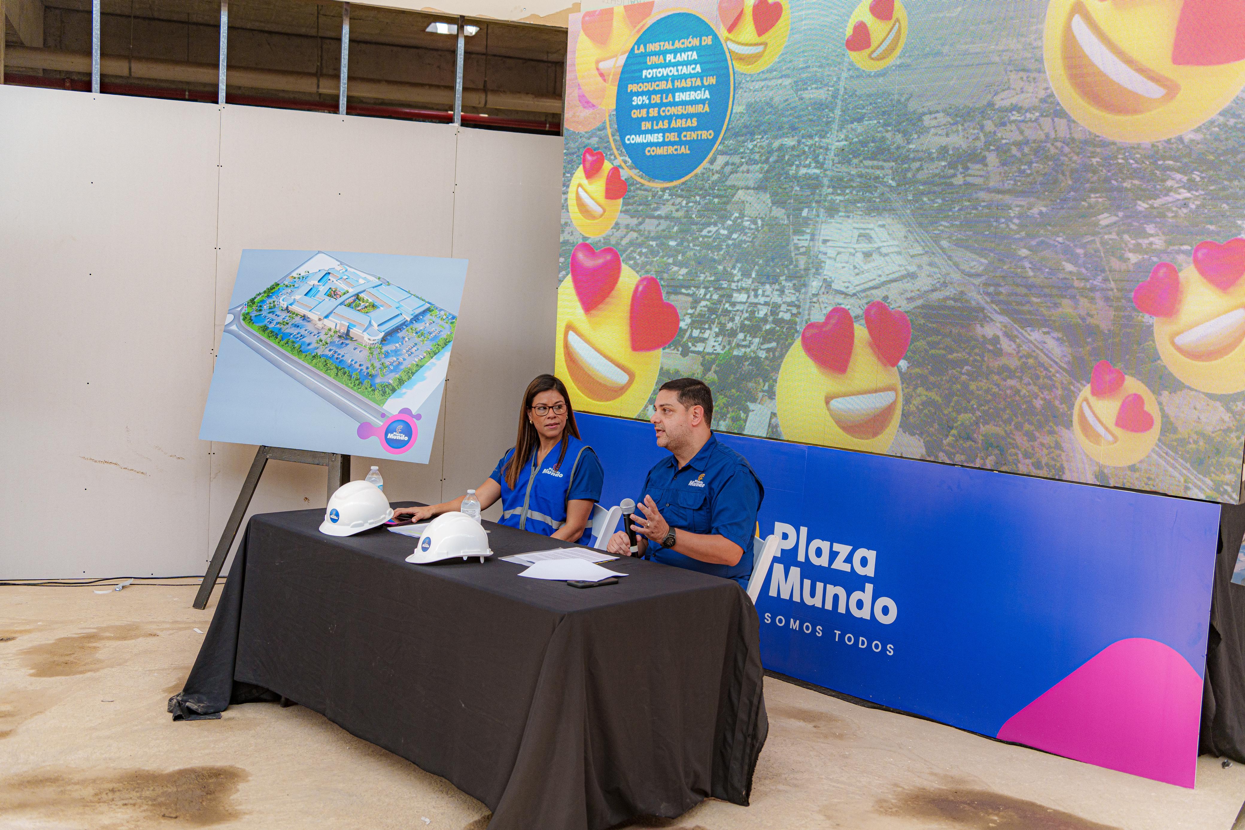 Plaza Mundo Usulután avance