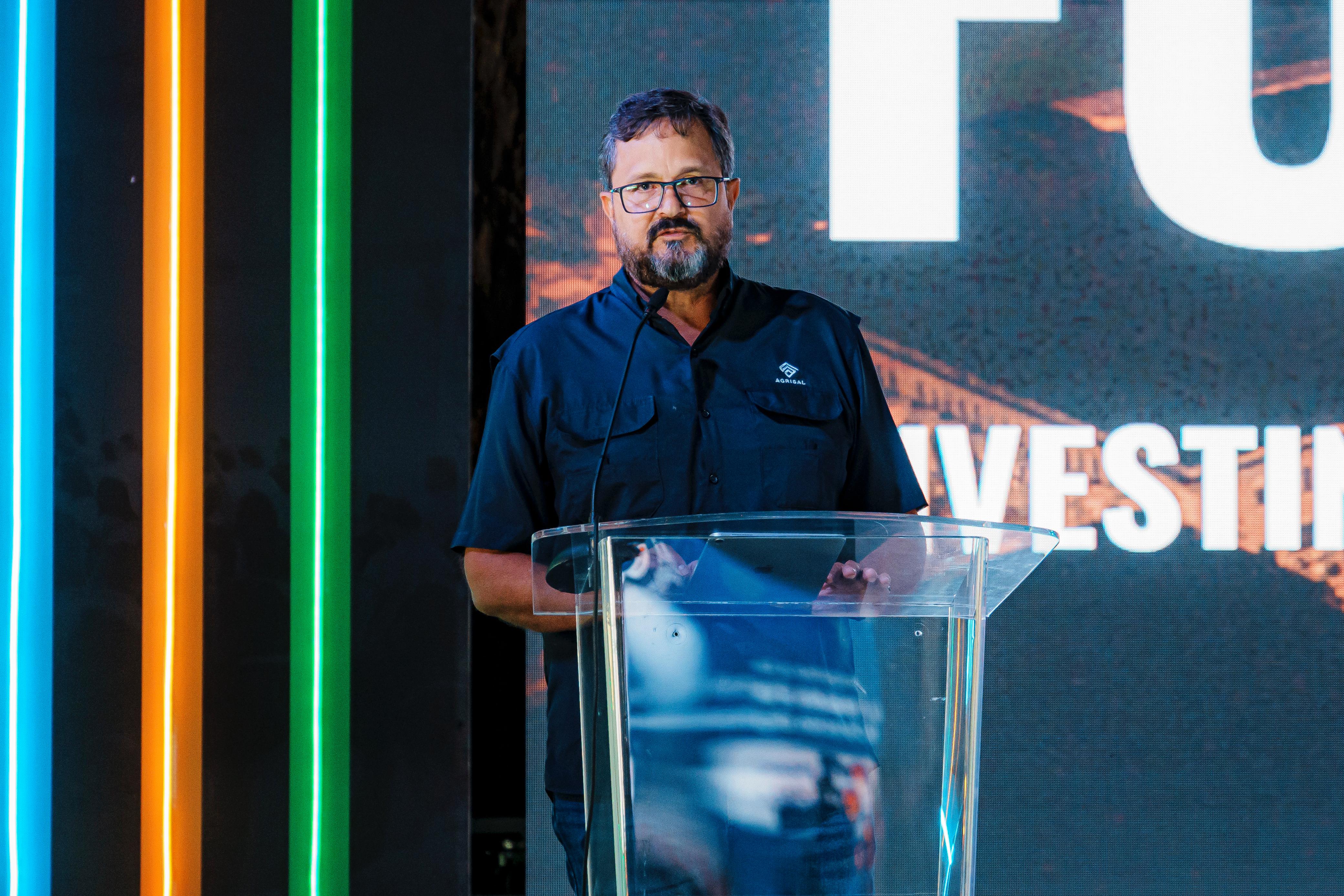 Eduardo Quiñonez presidente de agrisal