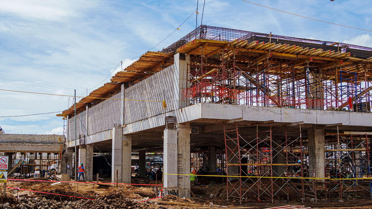 40% de avance en Construcción de Plaza Mundo Usulután